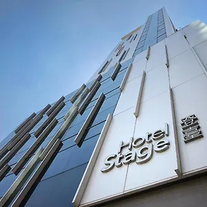 4* 酒店 登台